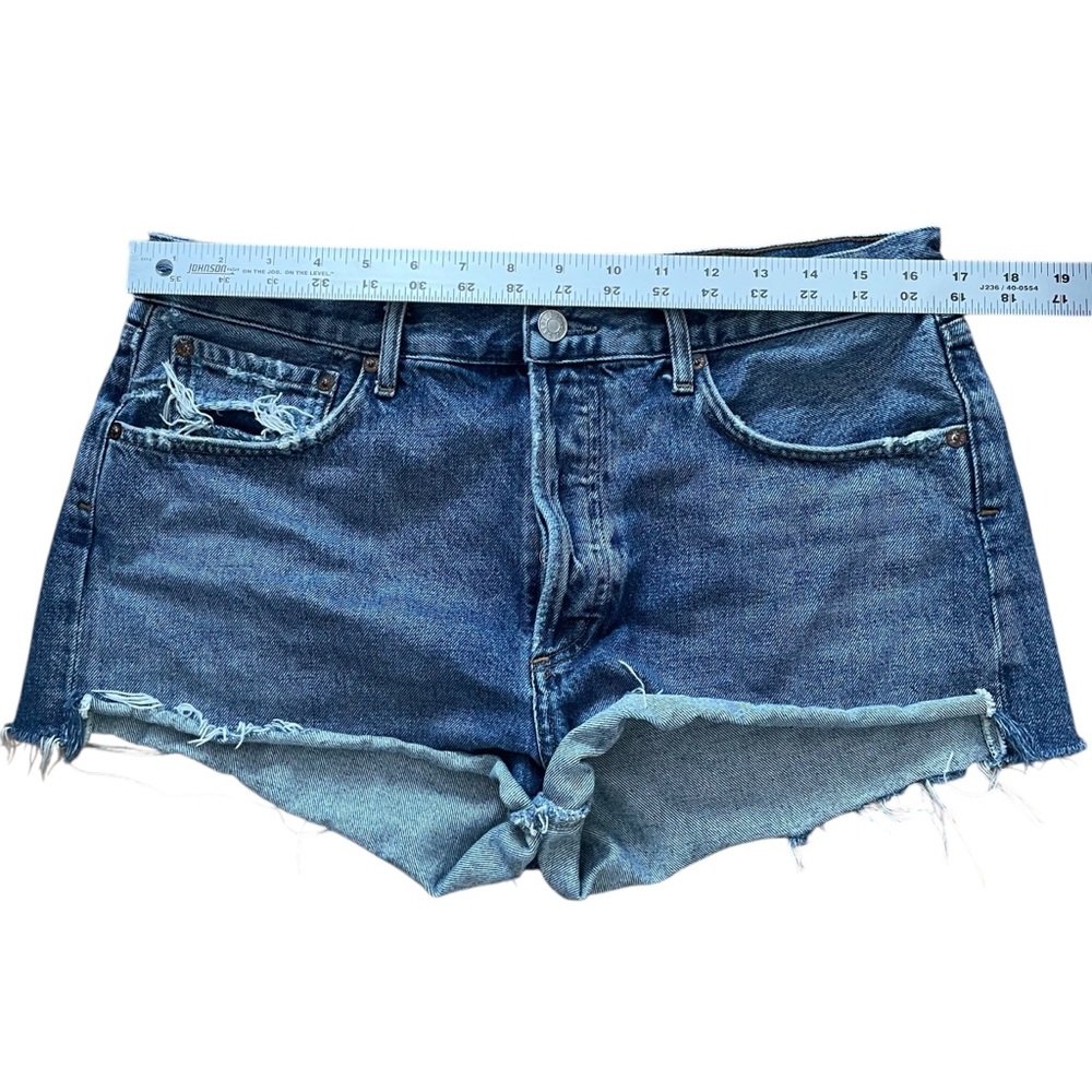 AGOLDE Parker Vintage Cutoff Denim Shorts - Excellent Pre-Loved Condition, 30 - Picture 11 of 16